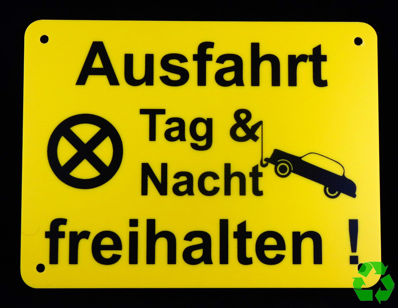 Ausfahrt freihalten P Rollstuhl Nur für Frauen Privatparkplatz Parken  verboten nur für Kunden Bitte langsam fahren Spielende Kinder Achtung  Garagentor öffnet automatisch Bitte nur vorwärts einparken Gehweg Vorsicht  Warnschild Gebot Auto KFZ